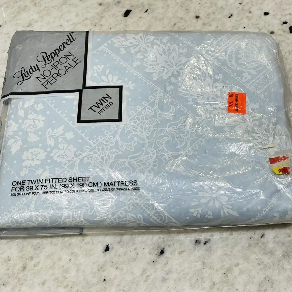 Vintage Lady Pepperell Twin Fitted Sheet Floral No Iron Percale blue New